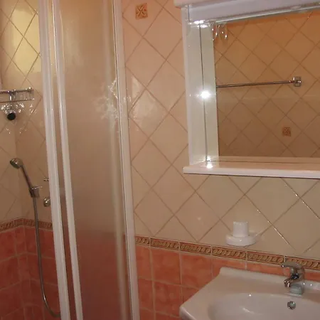 Apartmani Manuela Lopar Camera foto